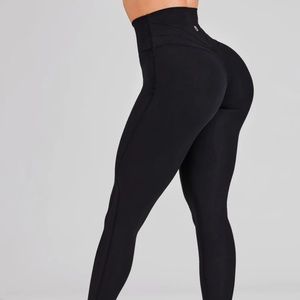 Buffbunny Legacy Leggings size small - black